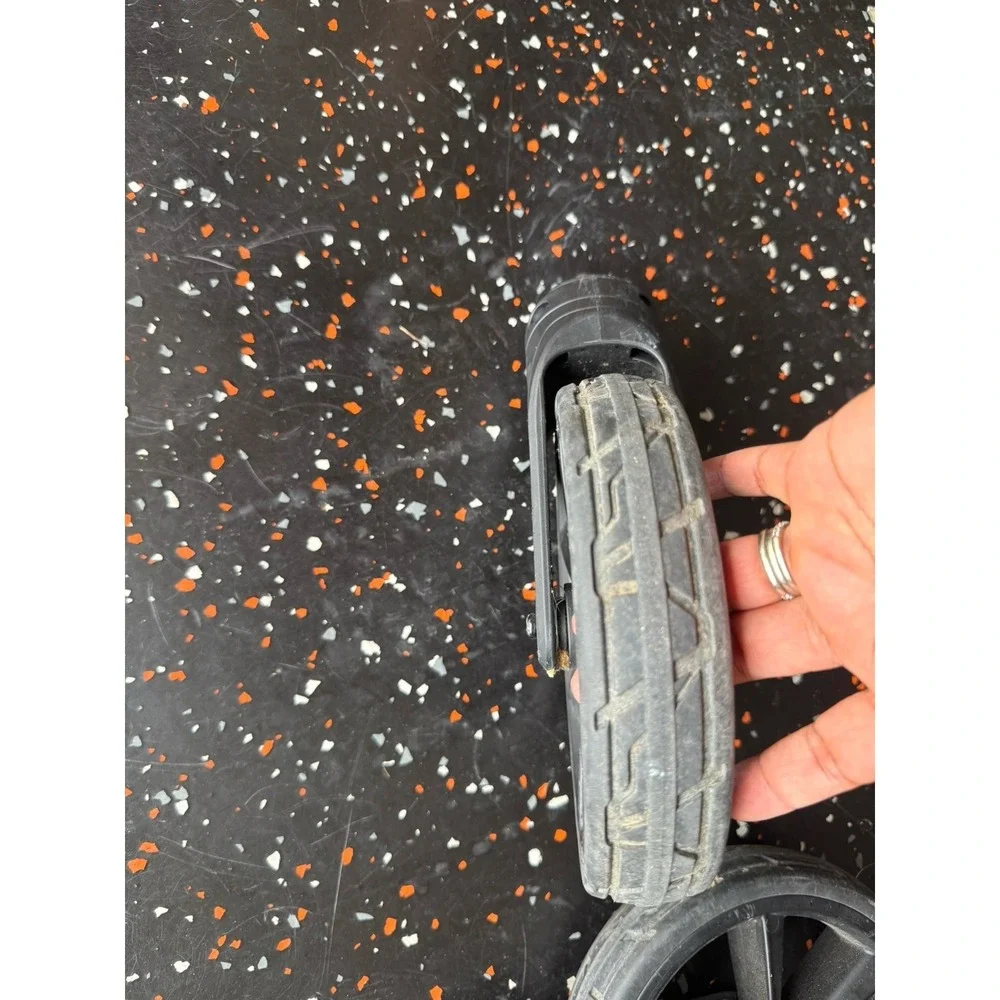 Baby Jogger these tires